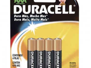 Pila alcalina marca Duracell® AAA con 4 piezas Surtek